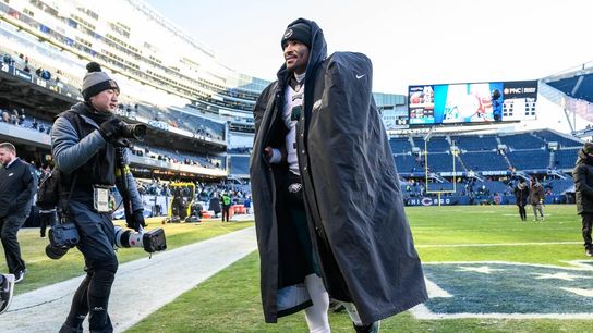 With or without Jalen Hurts, Eagles look to secure top seed vs. Giants (NFL)