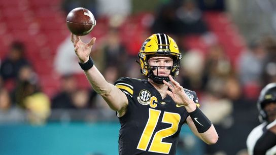 Missouri leaning on two QBs in opener vs. South Dakota (College Football)