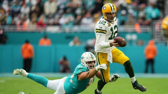 Reports: Dolphins DT Zach Sieler signs 3-year extension (NFL)