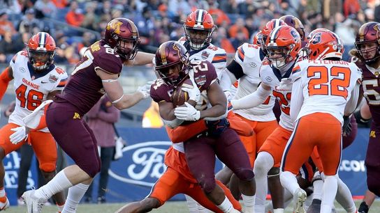 Minnesota holds off Syracuse in Pinstripe Bowl 28-20 (College Football)