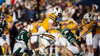 Ohio edges Wyoming in Arizona Bowl (College Football)
