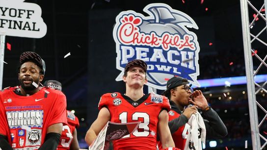 Bowl roundup: Stetson Bennett drives No. 1 Georgia past No. 4 Ohio St. (College Football)