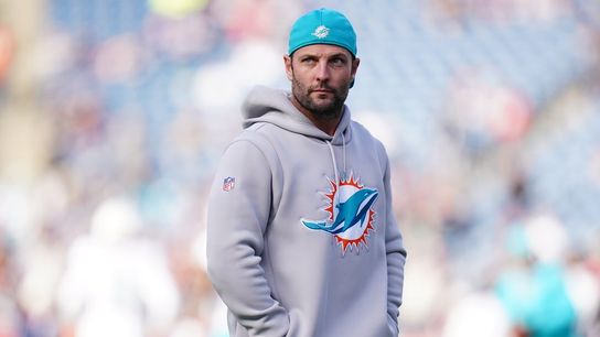 Report: Wes Welker joins Commanders coaching staff (NFL)