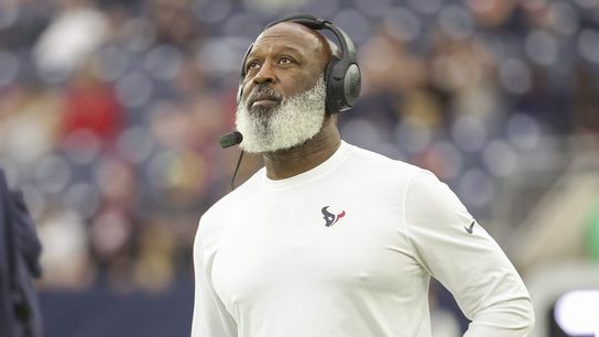 Texans fire coach Lovie Smith after one season (NFL)