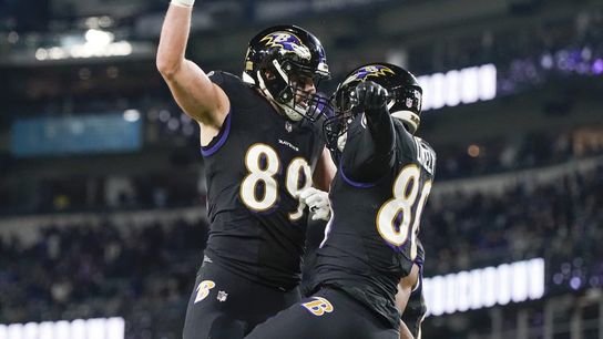 Steelers keep playoff hopes alive, edge Ravens (NFL)