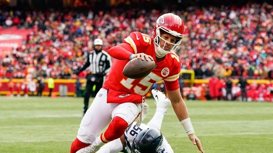 Chiefs seek top seed in AFC playoffs with finale against Raiders (NFL)