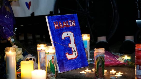 Damar Hamlin remains center stage of key Bills-Pats matchup (NFL)