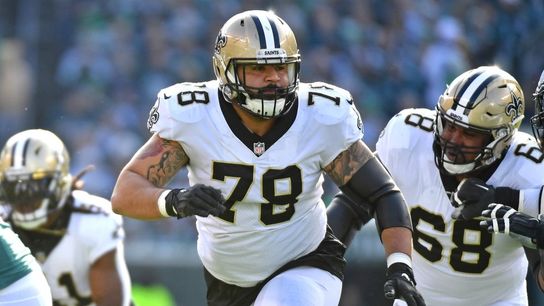 Report: Saints C Erik McCoy (biceps), RB Kendre Miller out for season (NFL)
