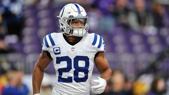 Report: Colts RB Jonathan Taylor requests trade (NFL)