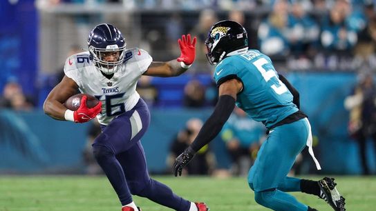 Jaguars stun Titans in final minutes to clinch AFC South (NFL)