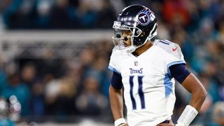 Agent: QB Josh Dobbs signs with Browns (NFL)