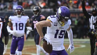 Panthers sign former Vikings WR Adam Thielen (NFL)