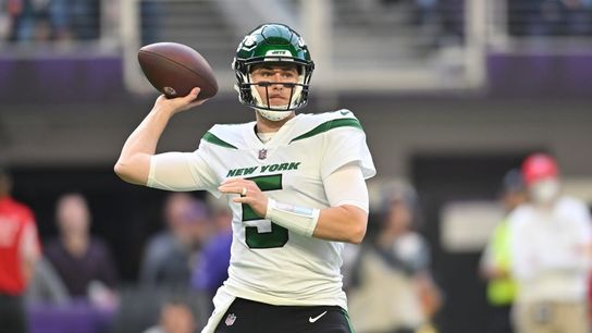 Report: Dolphins signing QB Mike White to 2-year deal (NFL)