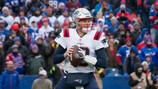Report: Bill Belichick shopping QB Mac Jones (NFL)