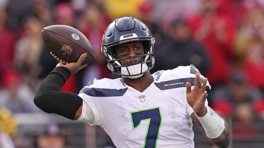 Reports: Seahawks, QB Geno Smith agree to 3-year, $105M deal (NFL)