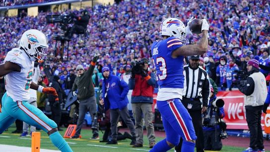 Josh Allen, Bills edge Dolphins in wild-card game (NFL)