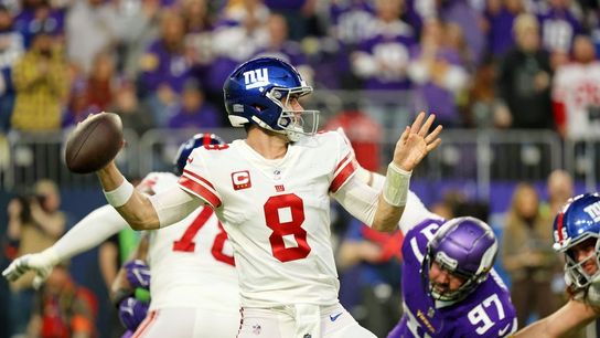 Giants upset Vikings in Daniel Jones' strong playoff debut (NFL)