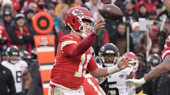 Chiefs QB Patrick Mahomes (ankle) exits game vs. Jaguars (NFL)