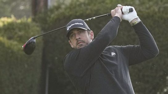 Aaron Rodgers emerges from darkness retreat (NFL)