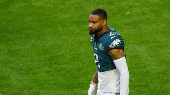 Reports: Darius Slay stays with Eagles, signs contract extension (NFL)