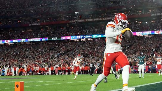 Report: Chiefs WR Kadarius Toney (knee) expected back for season's start (NFL)
