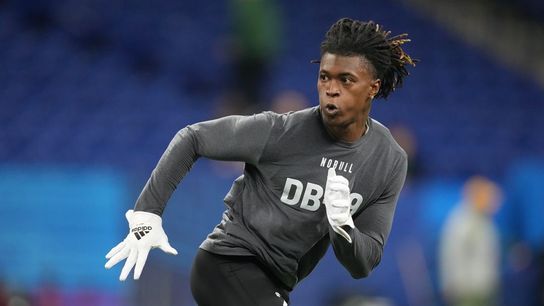 Dolphins sign second-round CB Cam Smith (NFL)