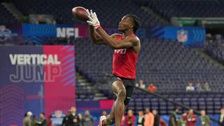 WR Michael Jefferson, draft prospect, seriously injured in car accident (NFL)