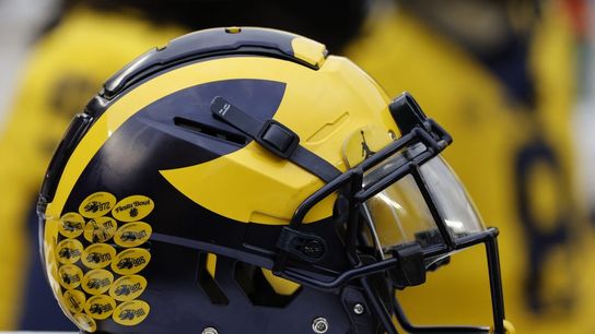 Michigan suspends analyst amid sign-stealing investigation (College Football)