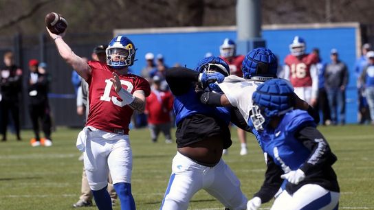 Devin Leary leads Kentucky into new era vs. Ball State (College Football)