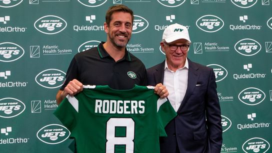 Report: Jets owner suggested benching QB Aaron Rodgers (NFL)
