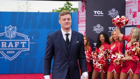 Titans trade up to select QB Will Levis with 33rd overall pick (NFL)