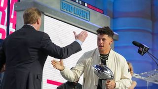 Chiefs QB Patrick Mahomes against 18-game regular season (NFL)