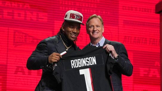 Bryce Young, Bijan Robinson top odds for Offensive ROY (NFL)
