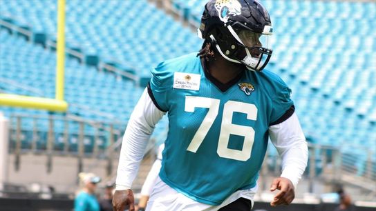 Jaguars sign first-round pick Anton Harrison (NFL)