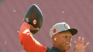 Patriots sign QB Josh Dobbs (NFL)