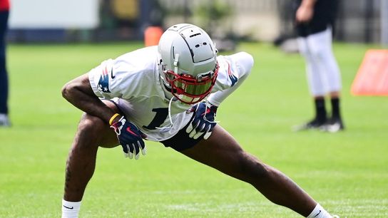 Report: Pats reach new 3-year deal with WR DeVante Parker (NFL)