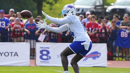 Bills WR Stefon Diggs: '100 pct not true' he wants out of Buffalo (NFL)