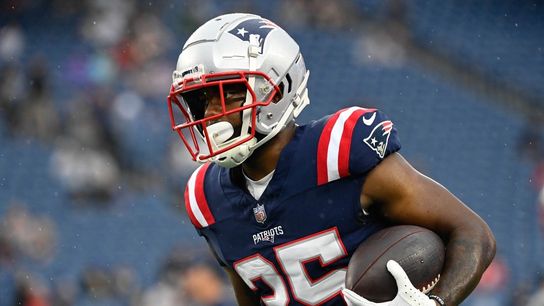 Browns acquire RB Pierre Strong Jr. from Patriots (NFL)