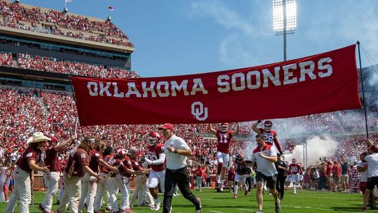 No. 20 Oklahoma rolls out rebuilt defense vs. Arkansas State (College Football)