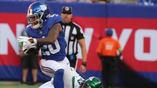 Giants CB Amani Oruwariye leaves facility in ambulance (NFL)