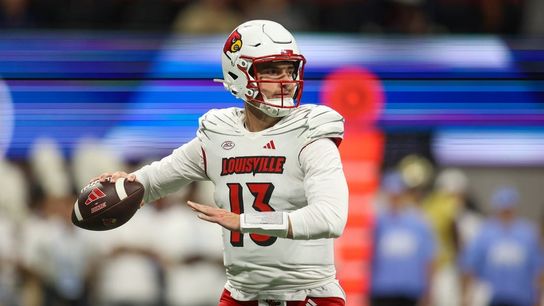 Jack Plummer tosses 3 TDs as Louisville gets past Georgia Tech (College Football)