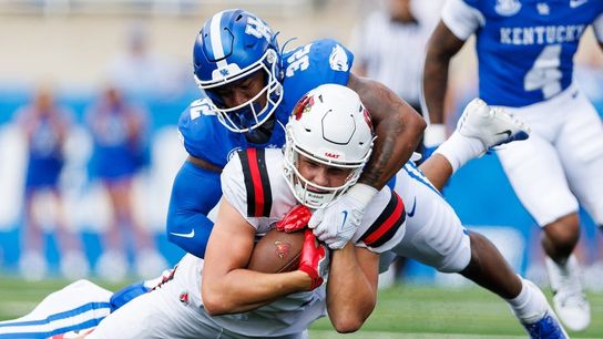 New-look Kentucky rolls past Ball State 44-14 (College Football)