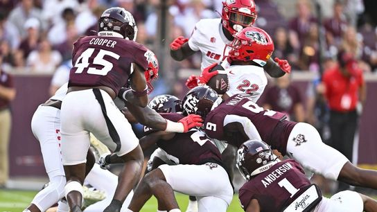 No. 23 Texas A&M cruises to 52-10 win over New Mexico (College Football)