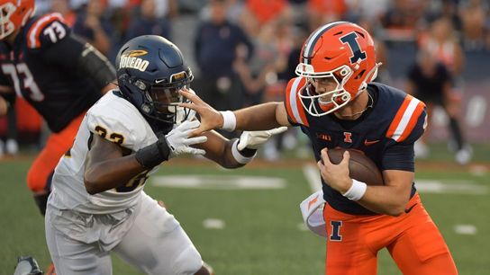 Illinois visits Kansas for first meeting since 1968 (College Football)