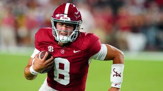 Reports: No. 10 Alabama makes quarterback switch (College Football)