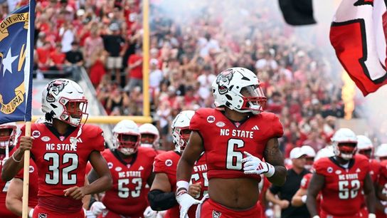 Lightning knocks out NC State's new $15M videoboard (College Football)
