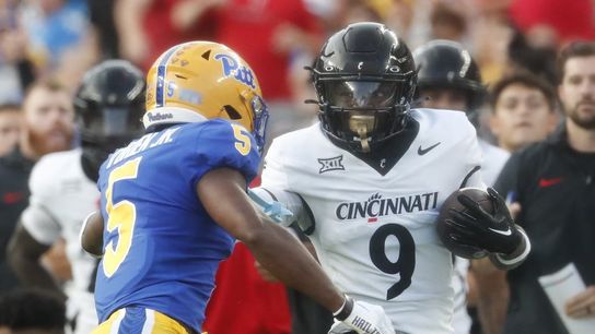 Corey Kiner, Cincinnati best Pitt (College Football)