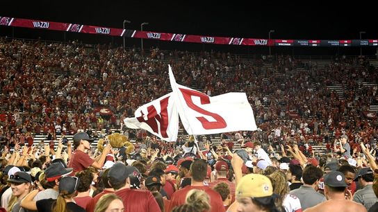 Cameron Ward guides Washington State to upset over No. 19 Wisconsin (College Football)