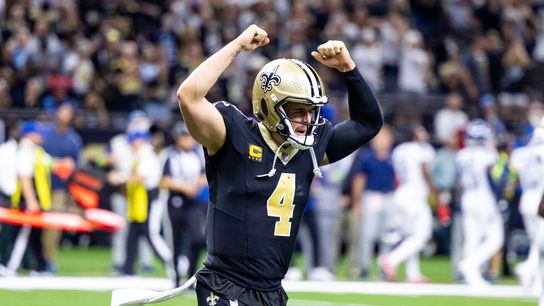 Saints edge Titans in Derek Carr's team debut (NFL)