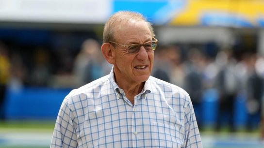 Stephen Ross shopping Dolphins, F1 race to investors (NFL)